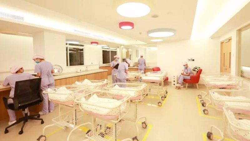育儿嫂中介费，揭秘其中的“猫腻