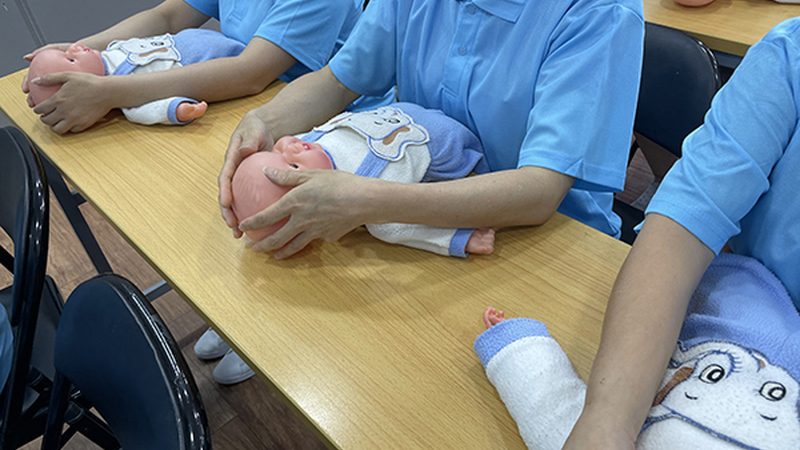 月嫂合同定金退款：这些规定你了解吗？**